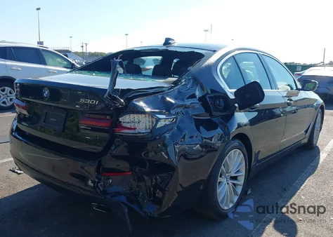 2021 BMW 530I xDrive из США, поврежденный, VIN WBA13BJ07MCF80244